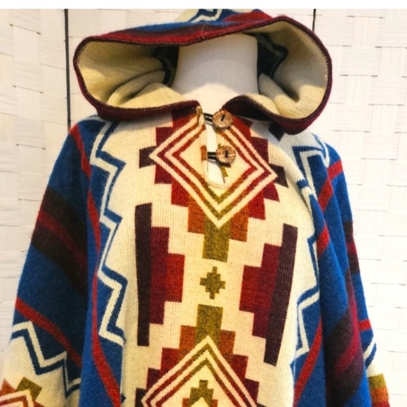 Geometric Patterned Poncho - Picture 3 of 3
